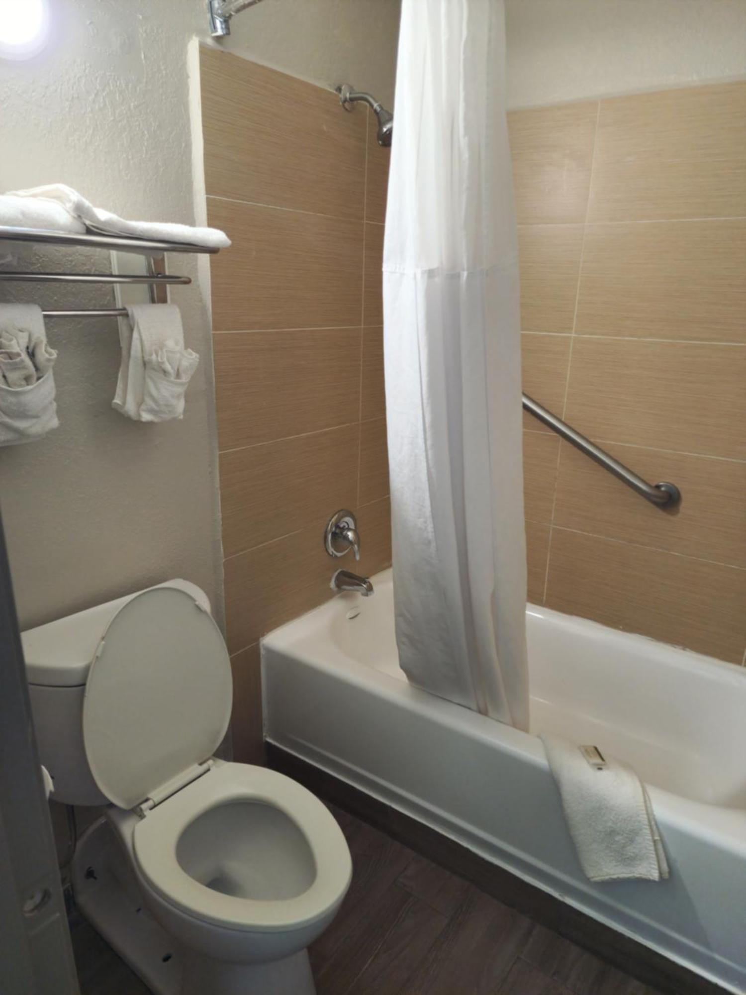 Days Inn By Wyndham Hardeeville Near Hilton Head Luaran gambar